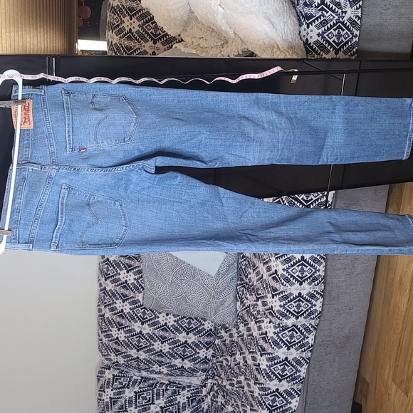 LEVI'S - Picture 2 of 4